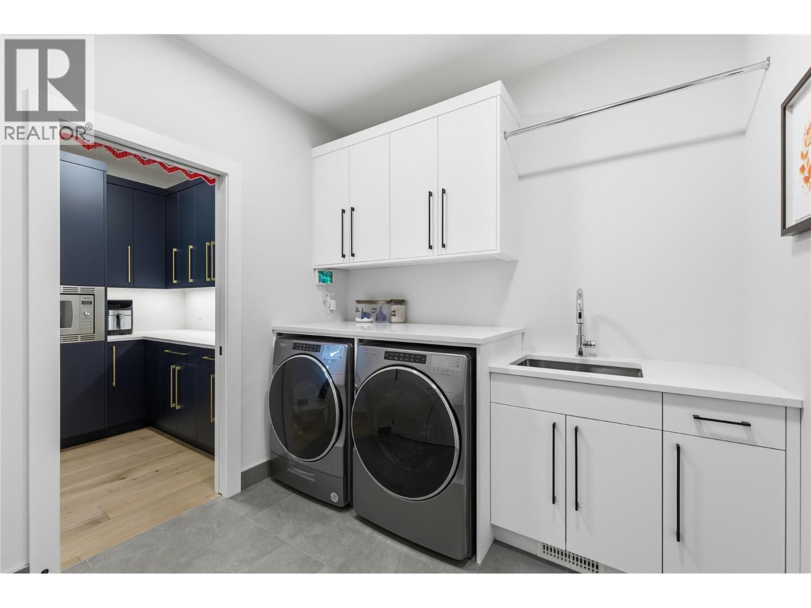 10283 Beacon Hill Drive - 43