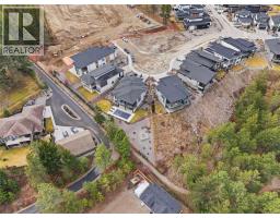 10283 Beacon Hill Drive, Lake Country, BC V4V0A9 Photo 77