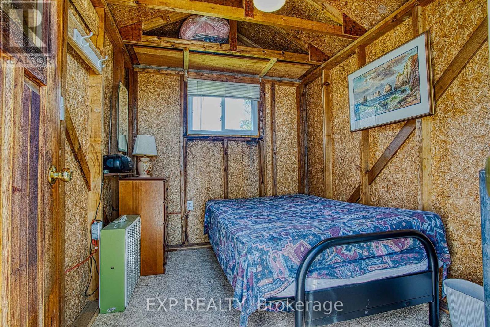 15 HORSESHOE BAY ROAD - 16