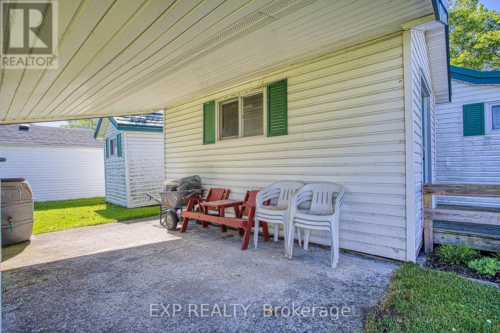15 HORSESHOE BAY ROAD - 19