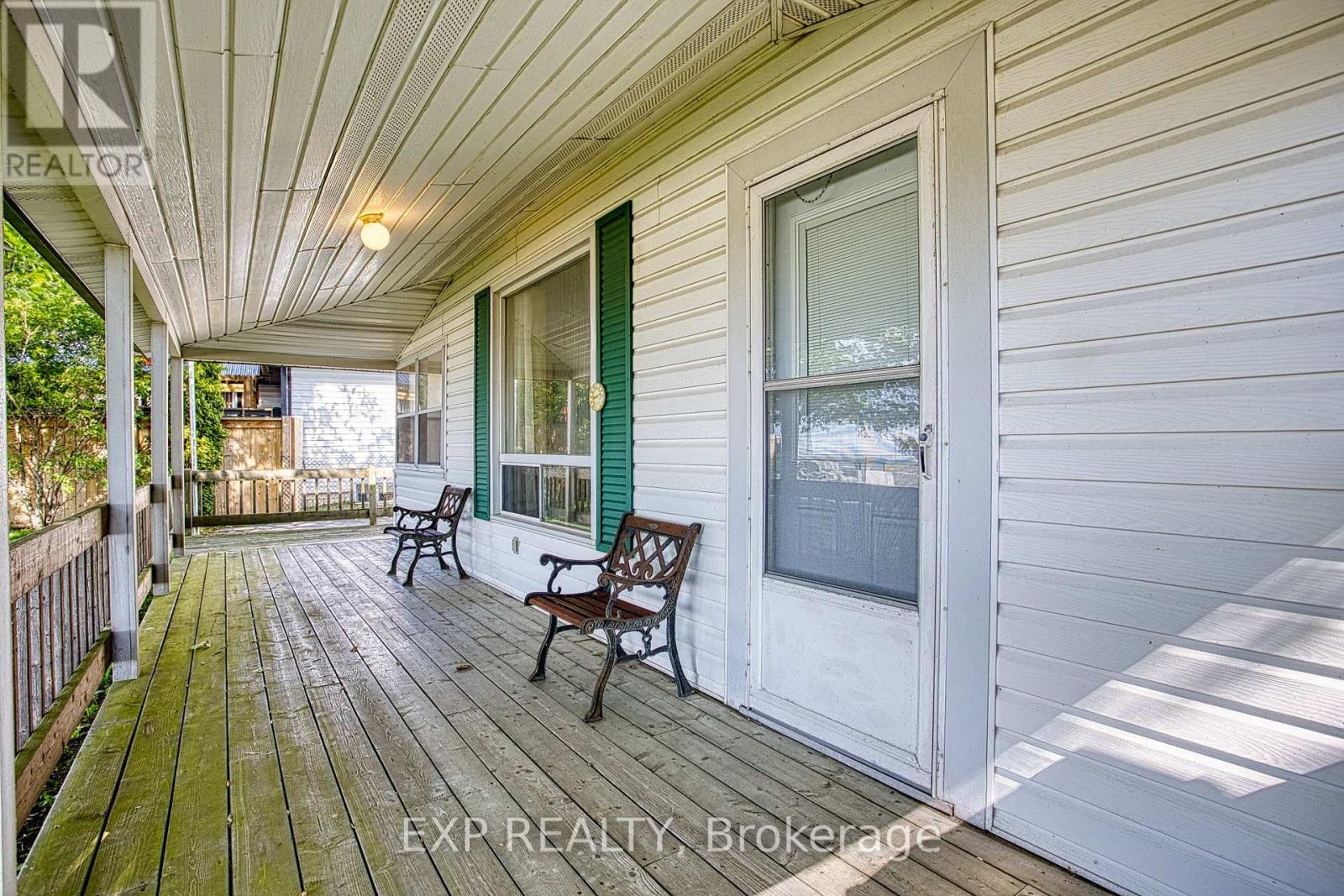 15 HORSESHOE BAY ROAD - 6