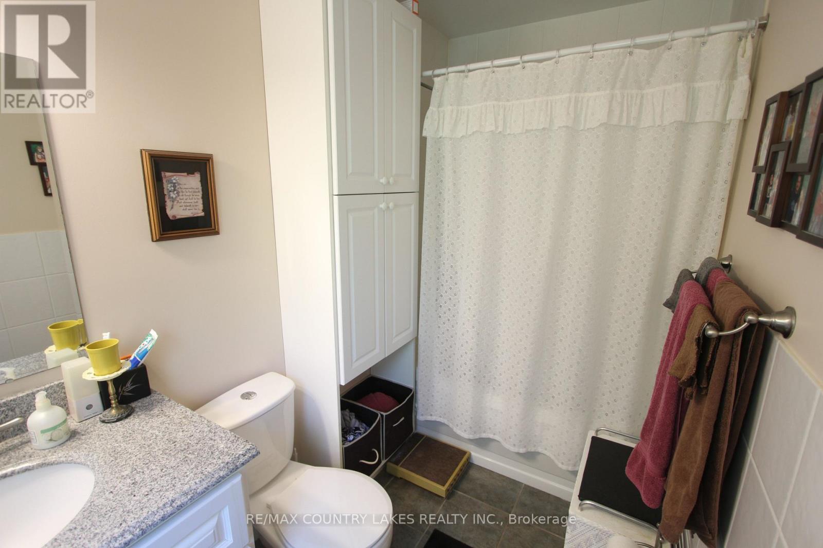 27 HILLCREST AVENUE - 23