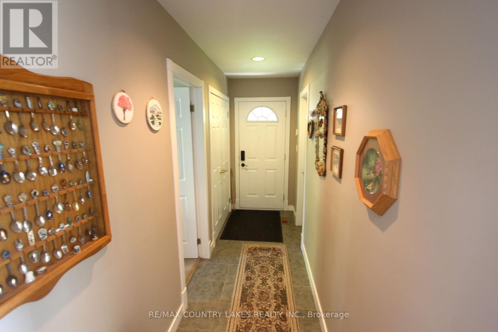 27 HILLCREST AVENUE - 25