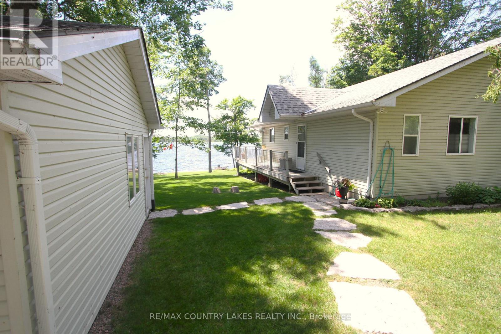 27 HILLCREST AVENUE - 3