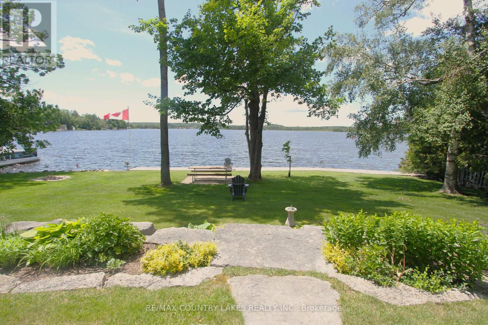 27 HILLCREST AVENUE - 39
