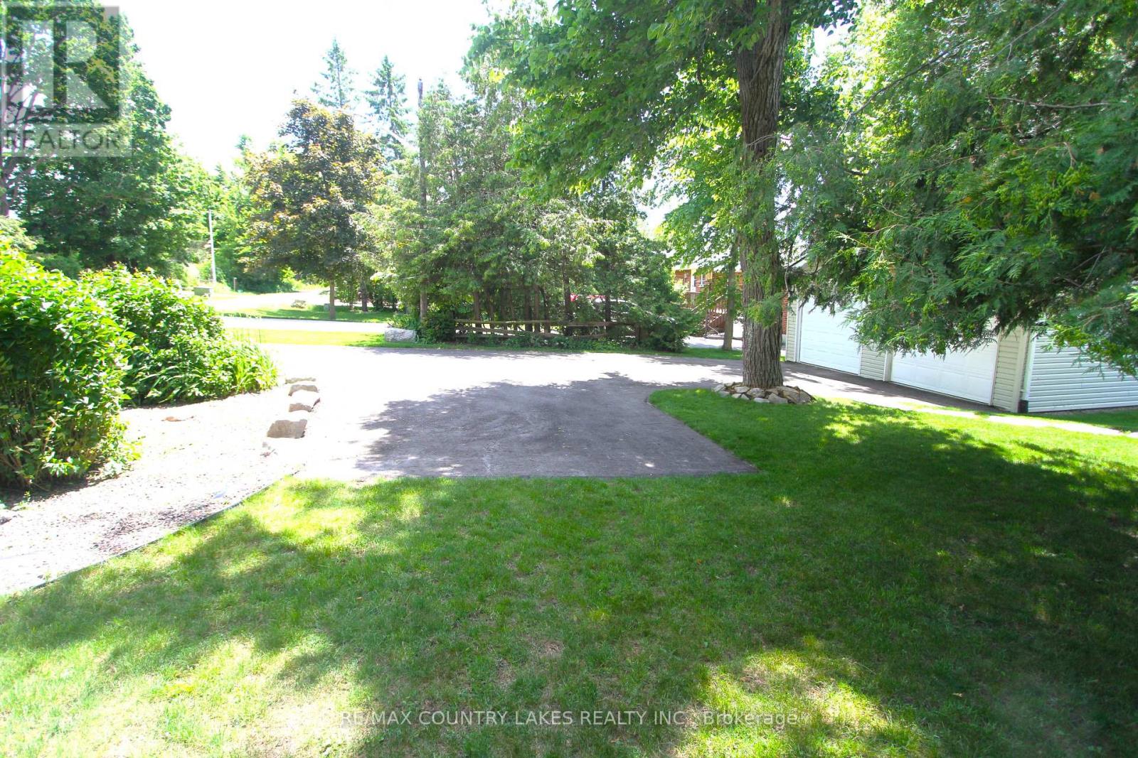 27 HILLCREST AVENUE - 47
