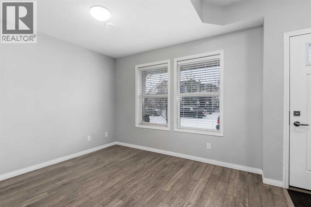 #506 280 Williamstown Close NW - 4