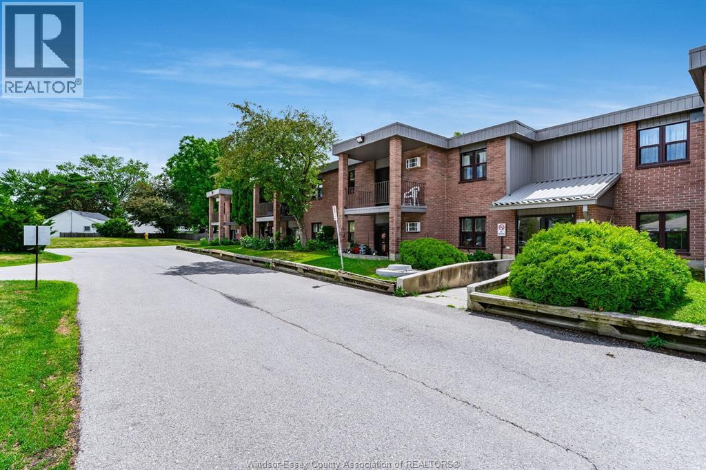 #A107 12 Montgomery - 35