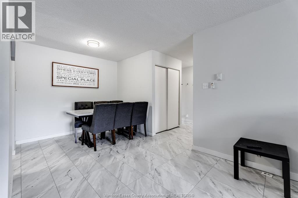 #A107 12 Montgomery - 6