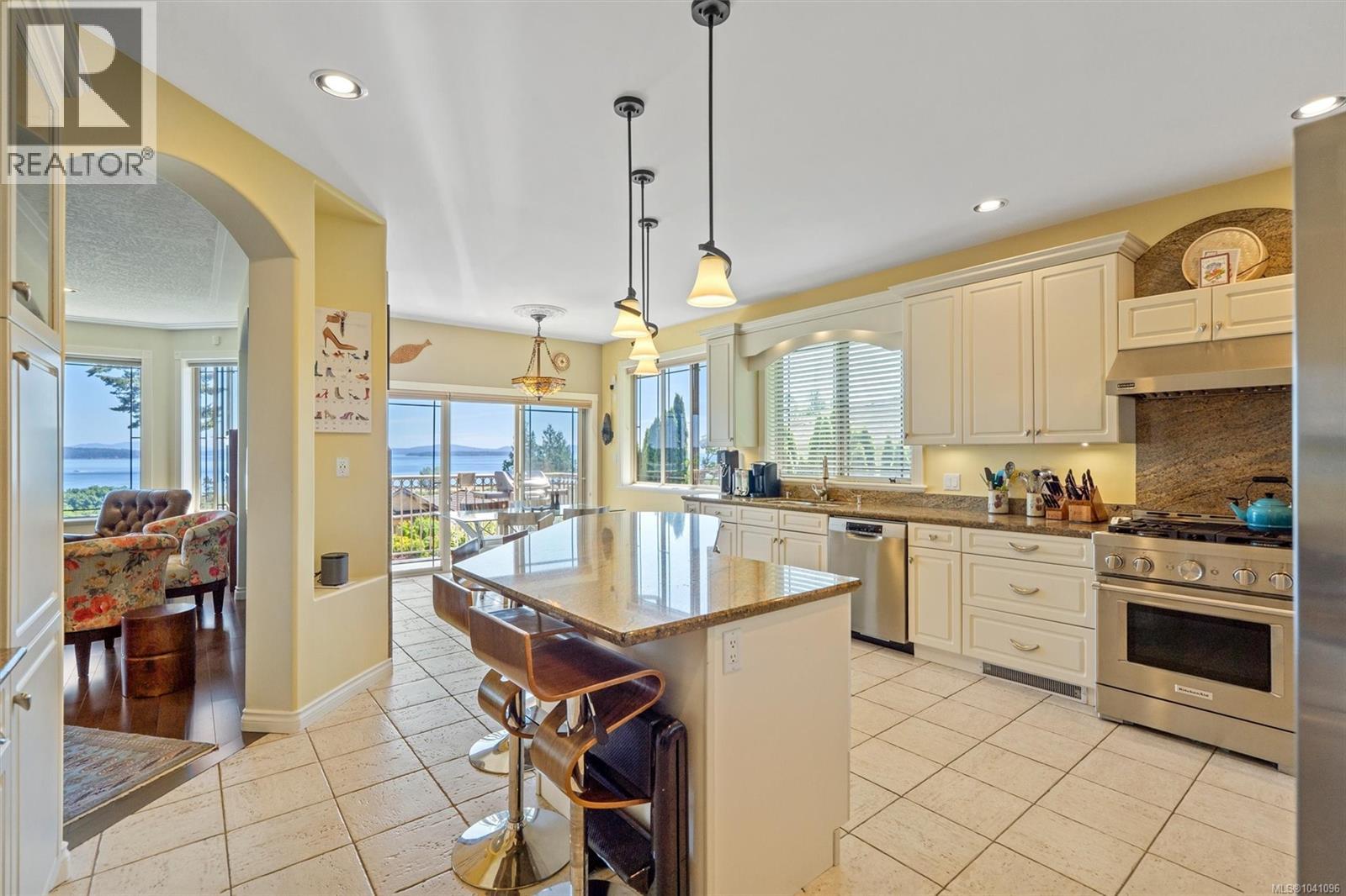 7012 Island View Pl - 5