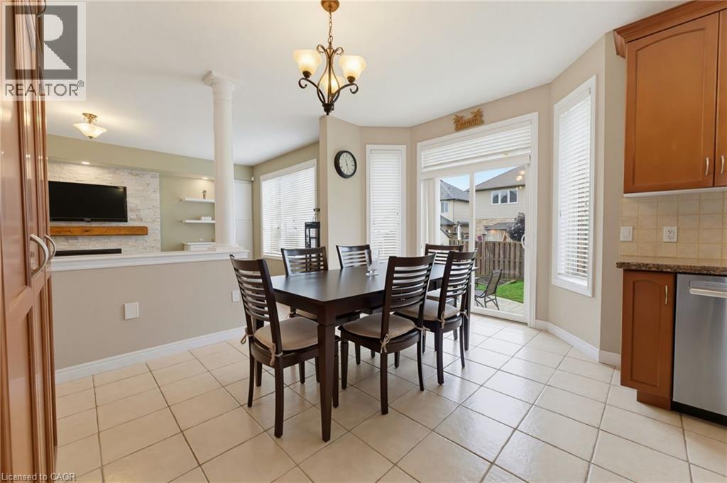 73 DEGROW Crescent - 19