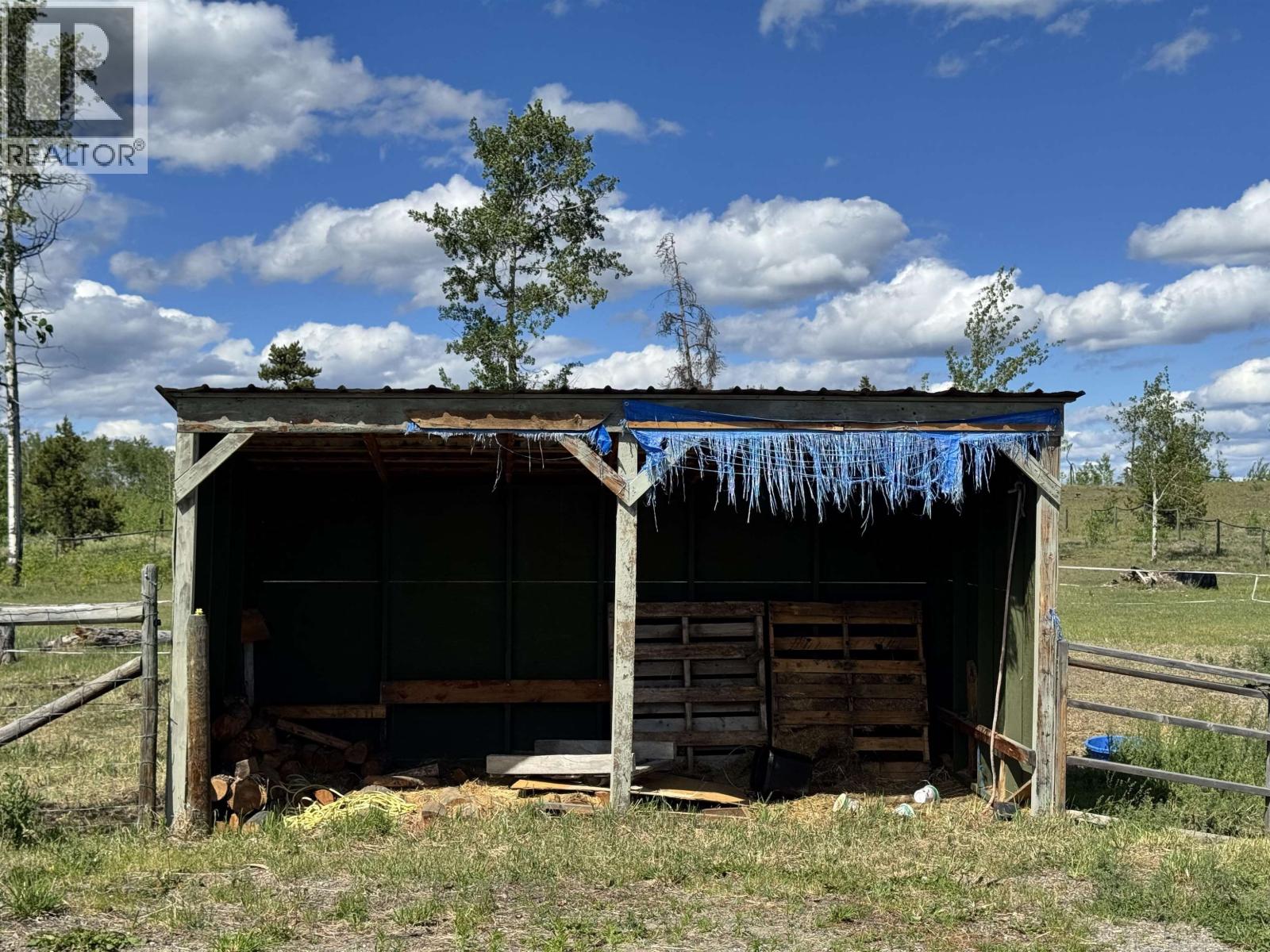 1740 S CARIBOO 97 HIGHWAY - Image 30