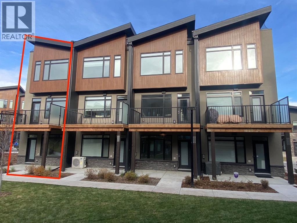 81 Royal Elm Green NW - 1