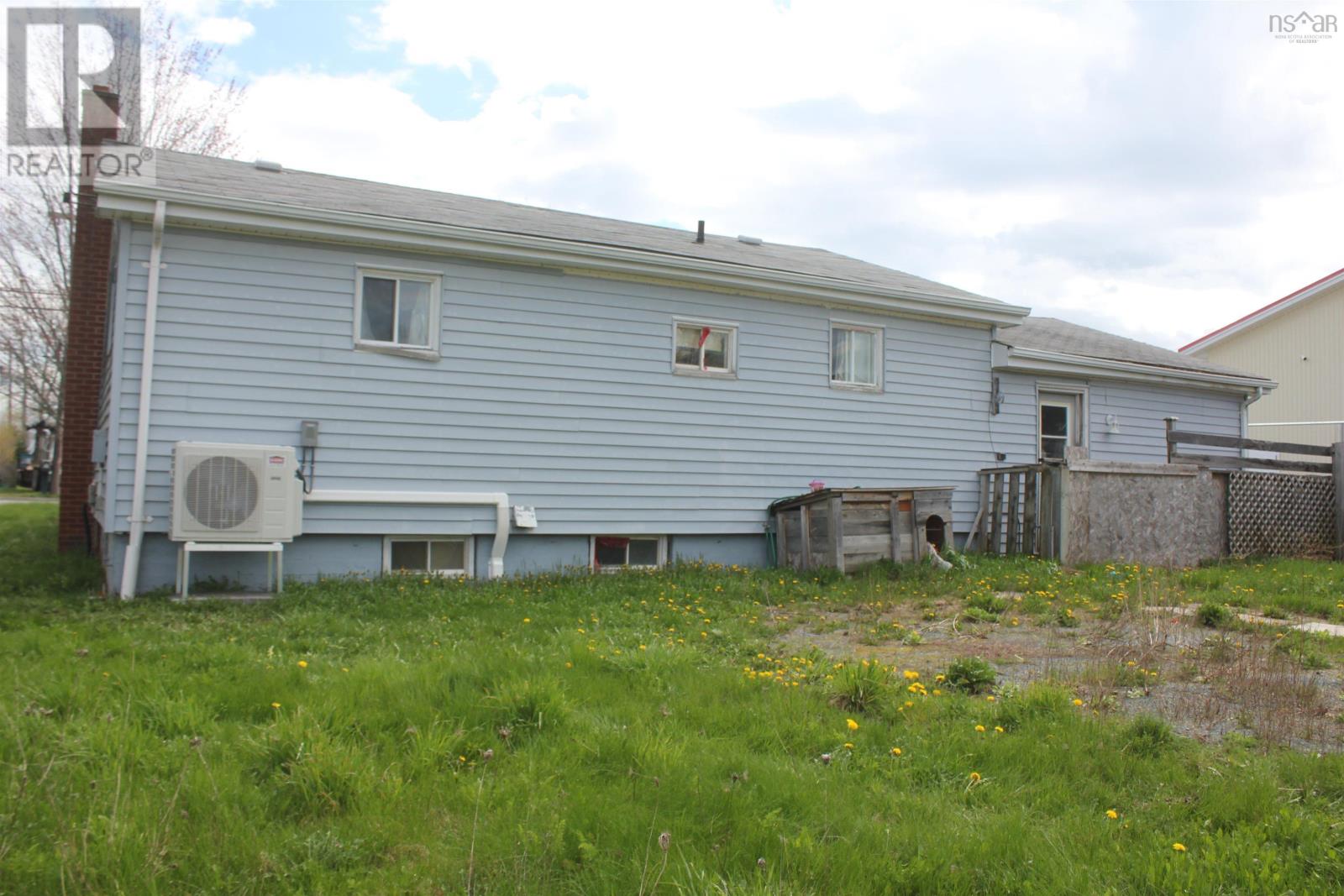 26 Highway 215 - 28
