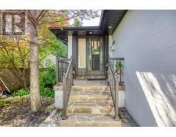 598 Wildwood Drive, Oakville, ON L6K1V3 Photo 12