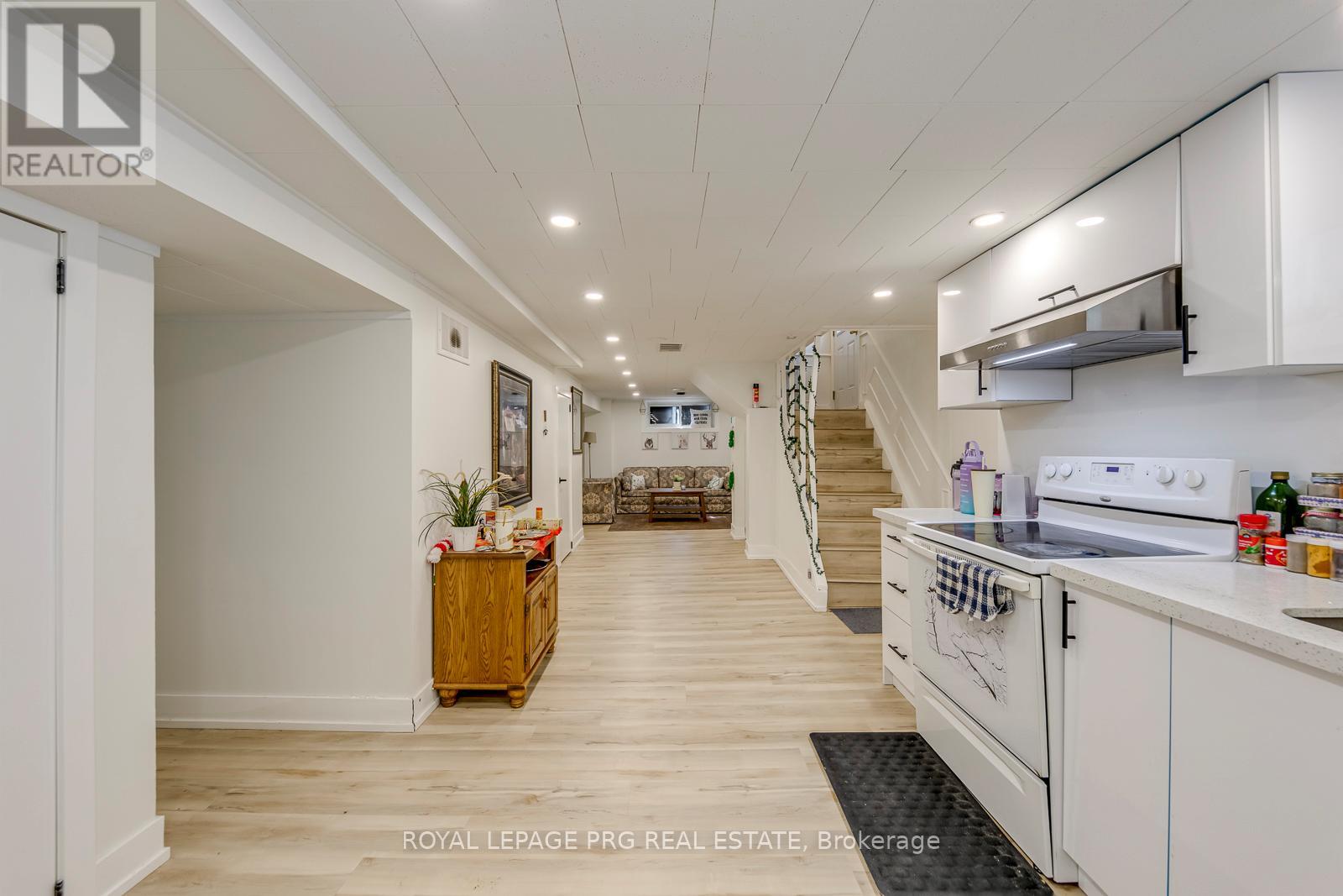 598 WILDWOOD DRIVE - 36