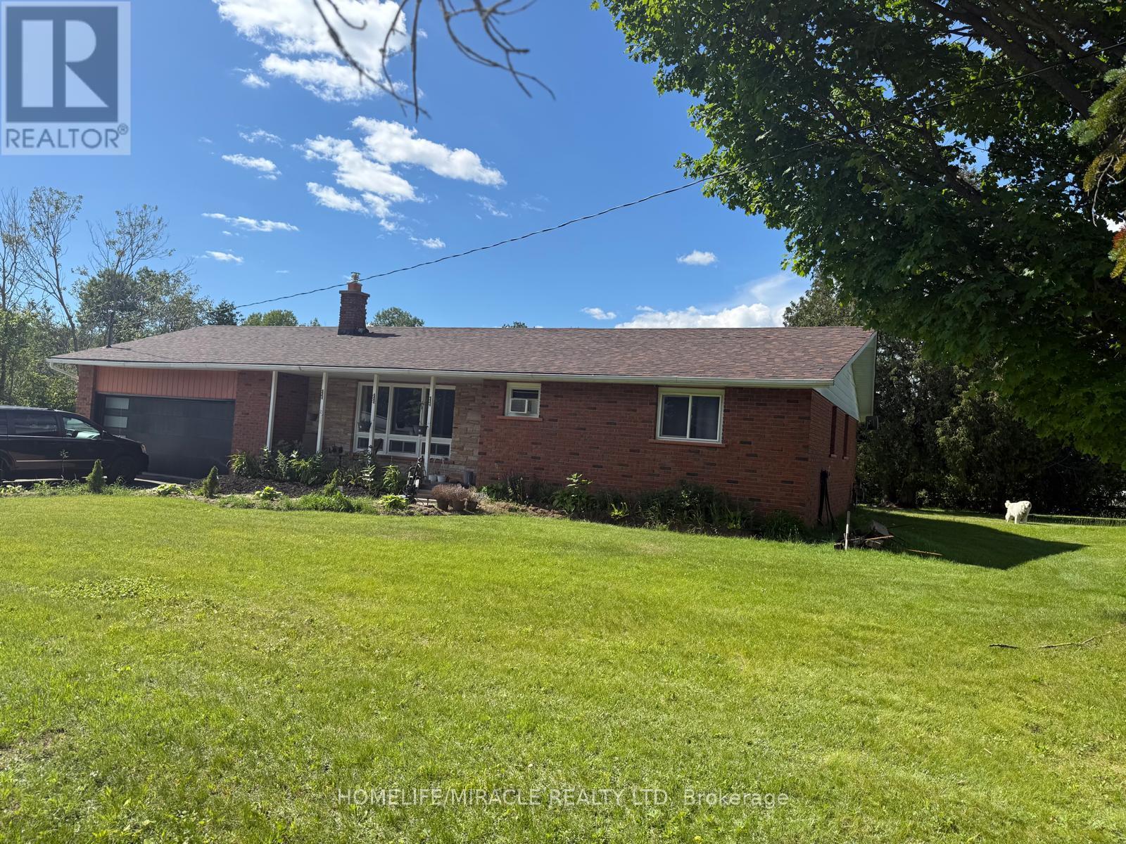 #22 128 COUNTY ROAD - 32