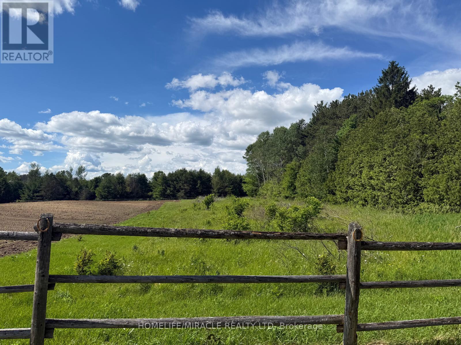 #22 128 COUNTY ROAD - 29