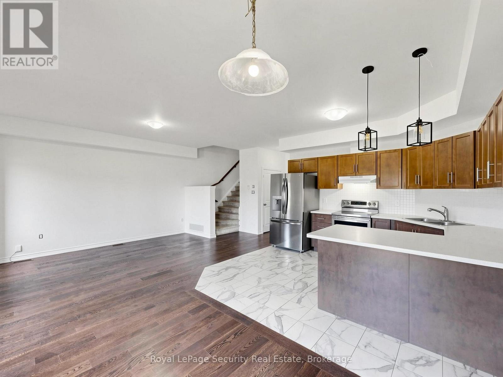 #31 103 ADDISON STREET - 8