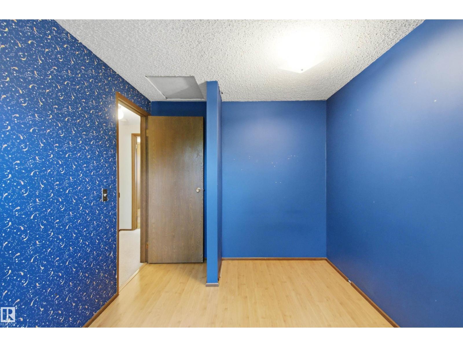 3310 48 ST NW — photo 21