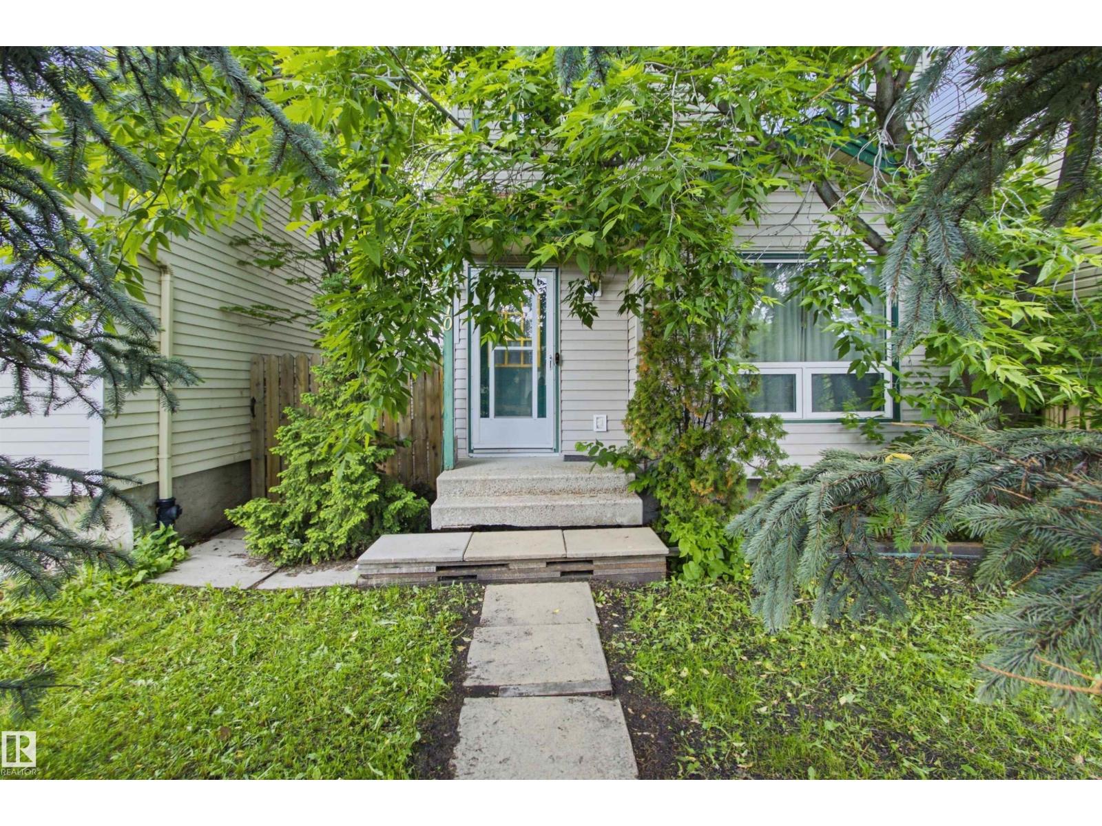 3310 48 ST NW - photo 3