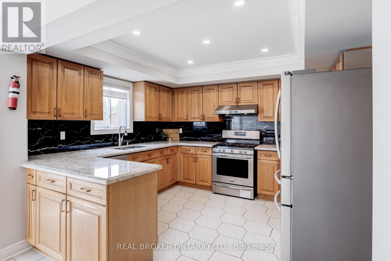 87 TAYLORWOOD AVENUE - 10