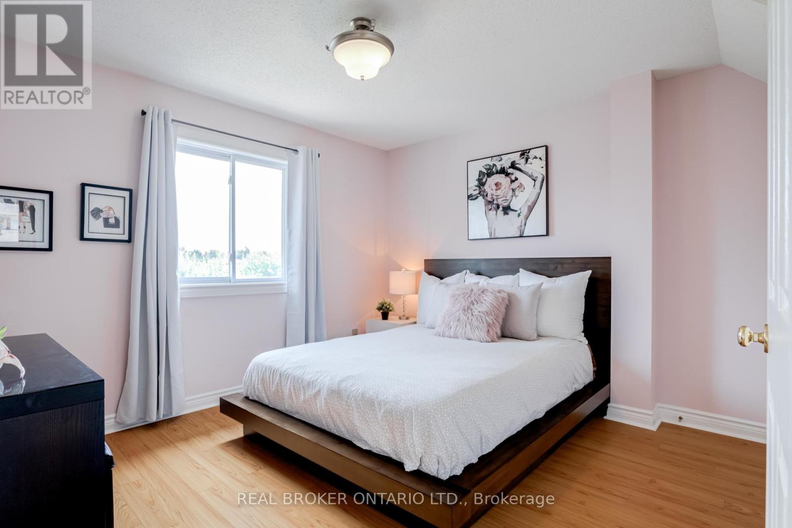 87 TAYLORWOOD AVENUE - 20