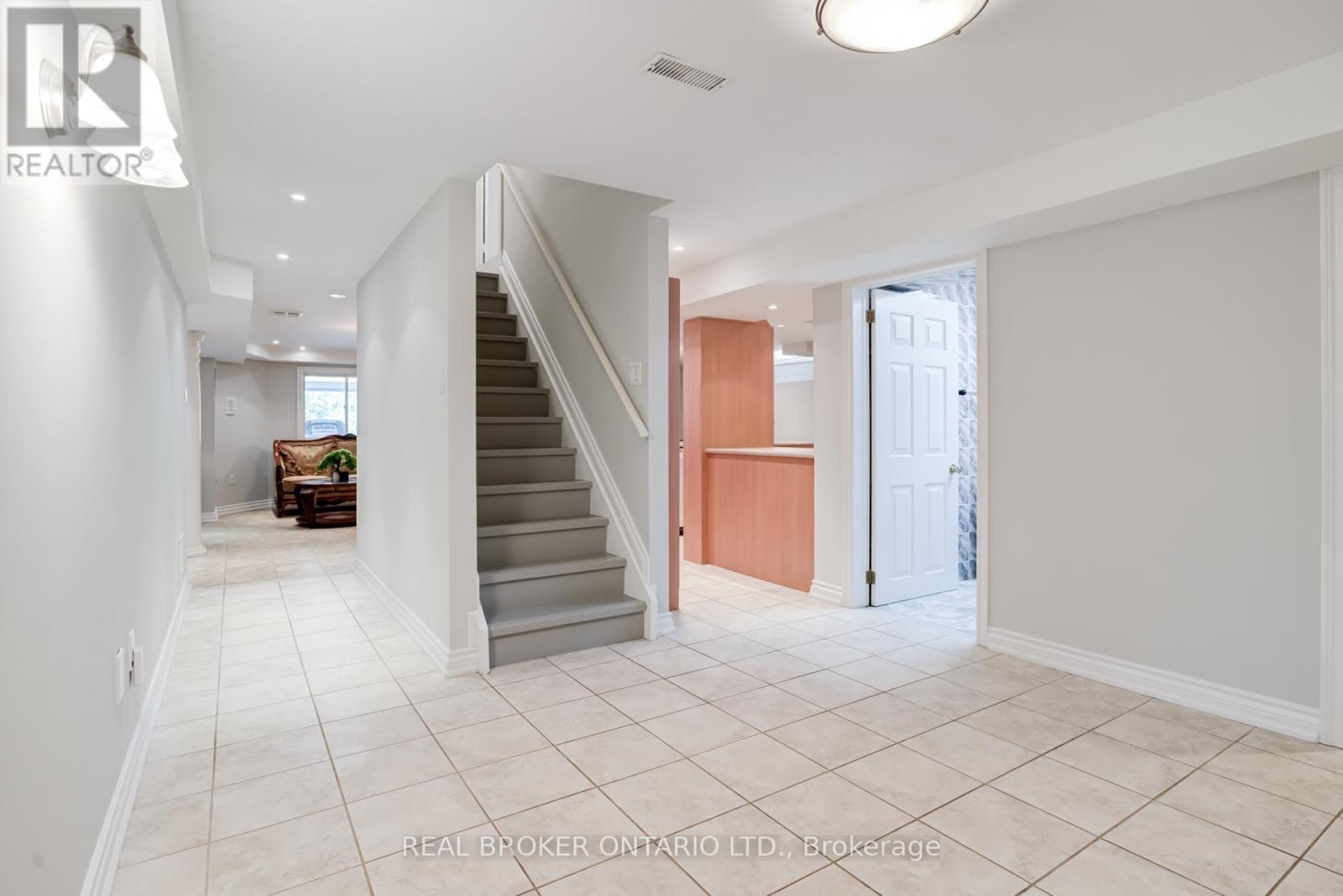 87 TAYLORWOOD AVENUE - 24