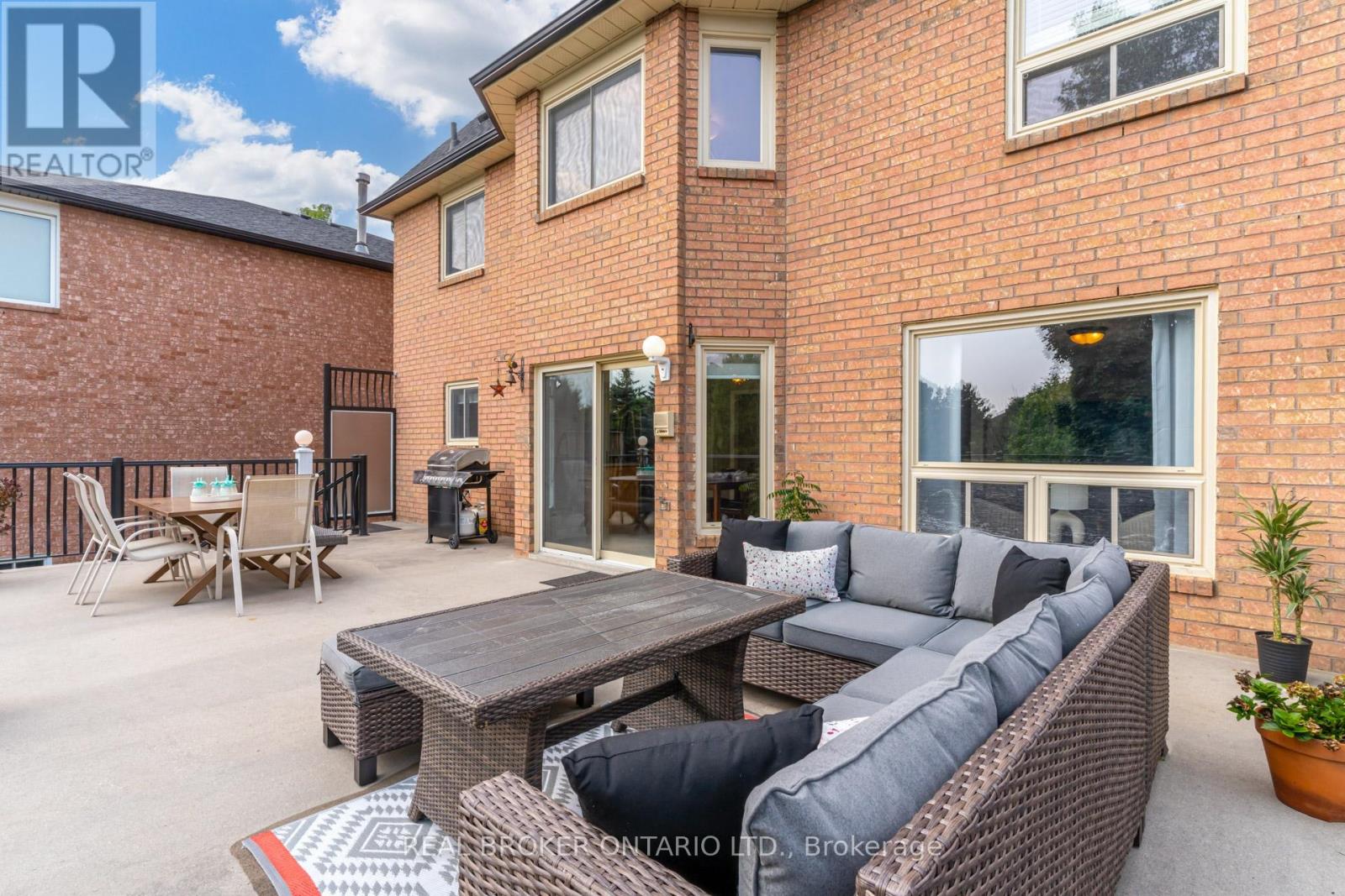87 TAYLORWOOD AVENUE - 34