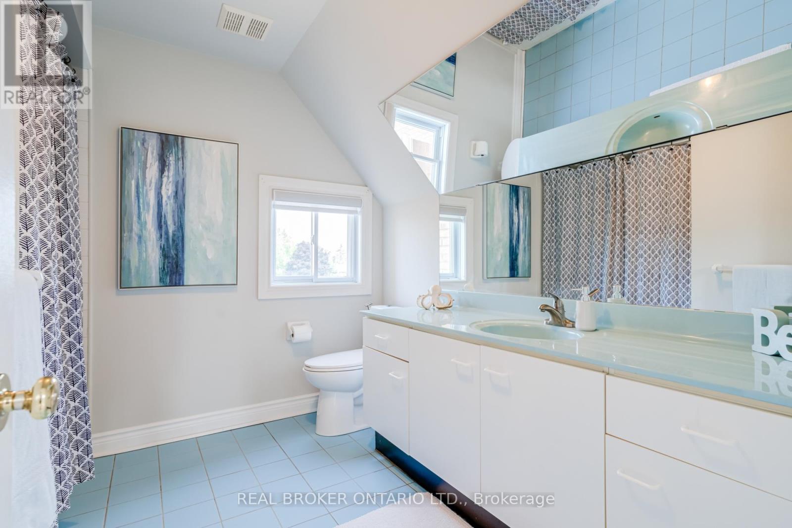 87 TAYLORWOOD AVENUE - 40