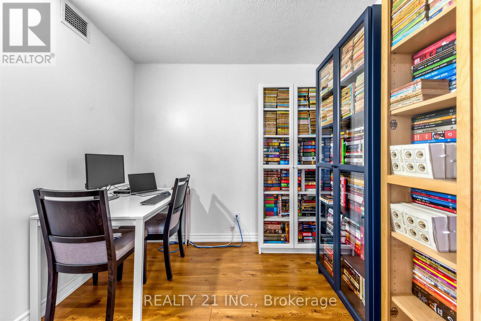 #514 3650 KINGSTON ROAD - 21