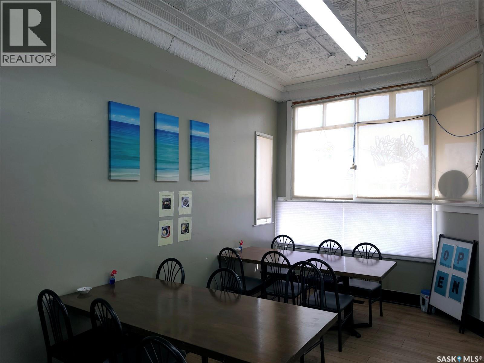 105 2nd AVENUE W — photo 6