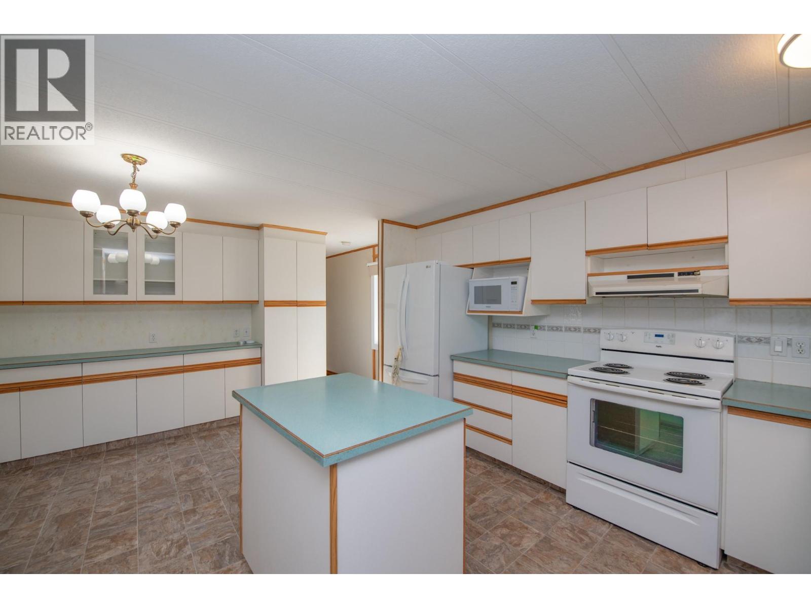 #168 15401 Kalamalka Road - 10
