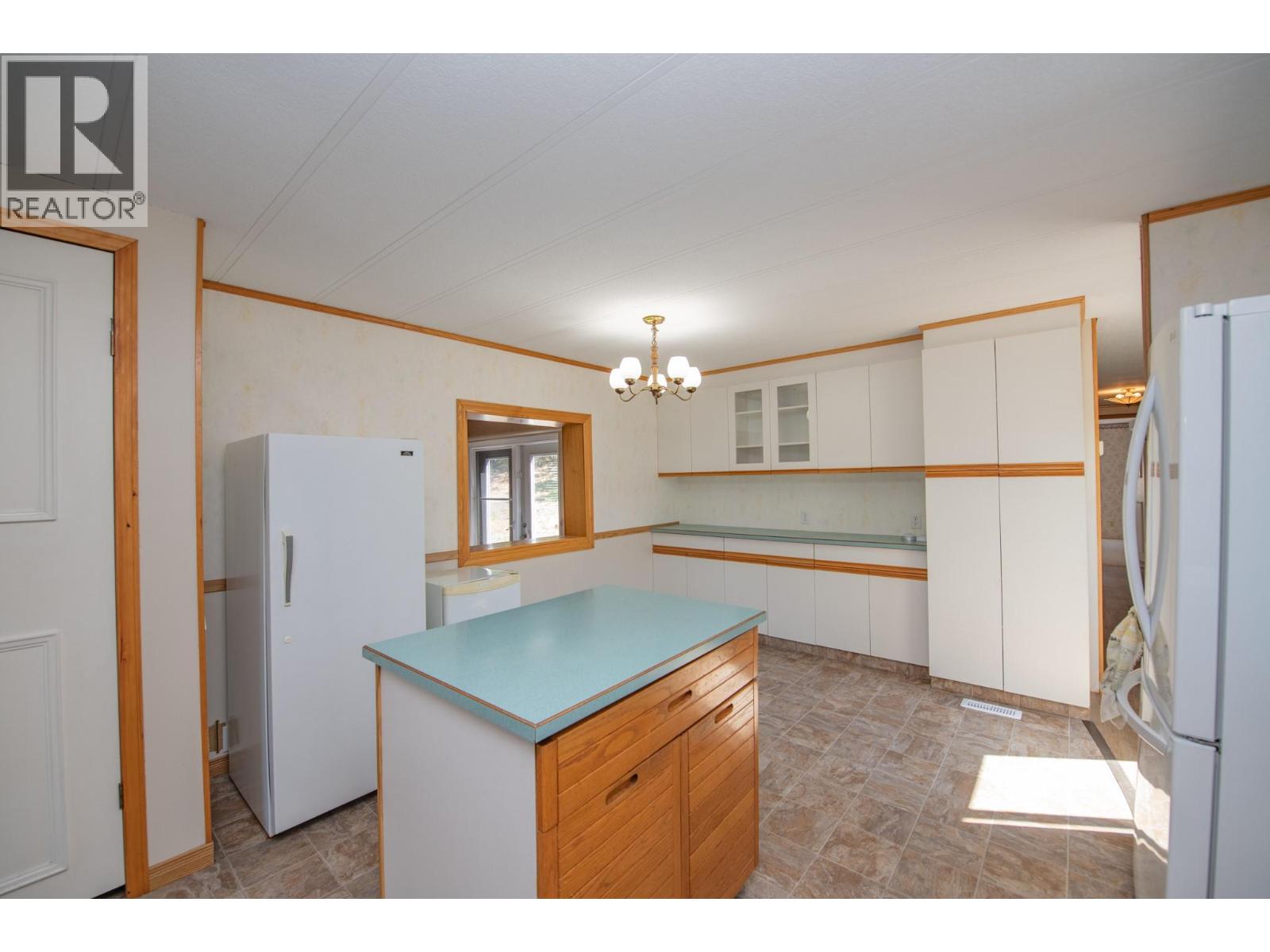 #168 15401 Kalamalka Road - 11