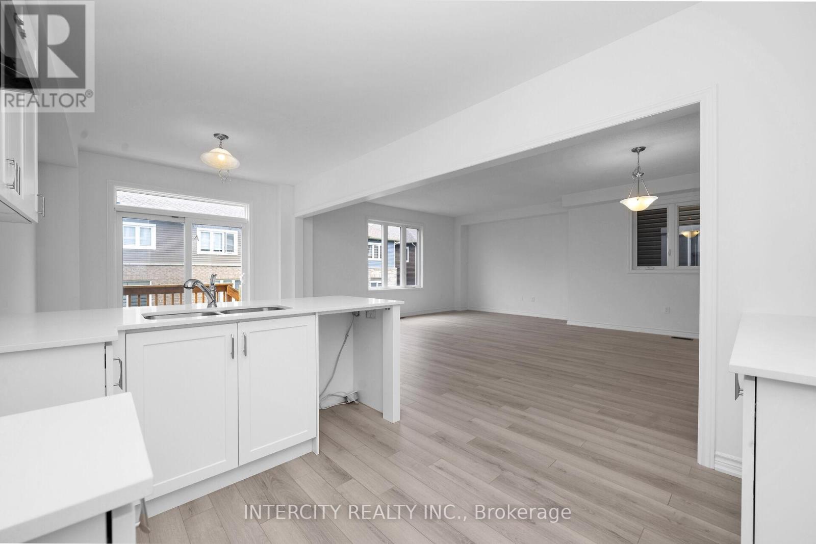 75 MCGILL AVENUE - 11
