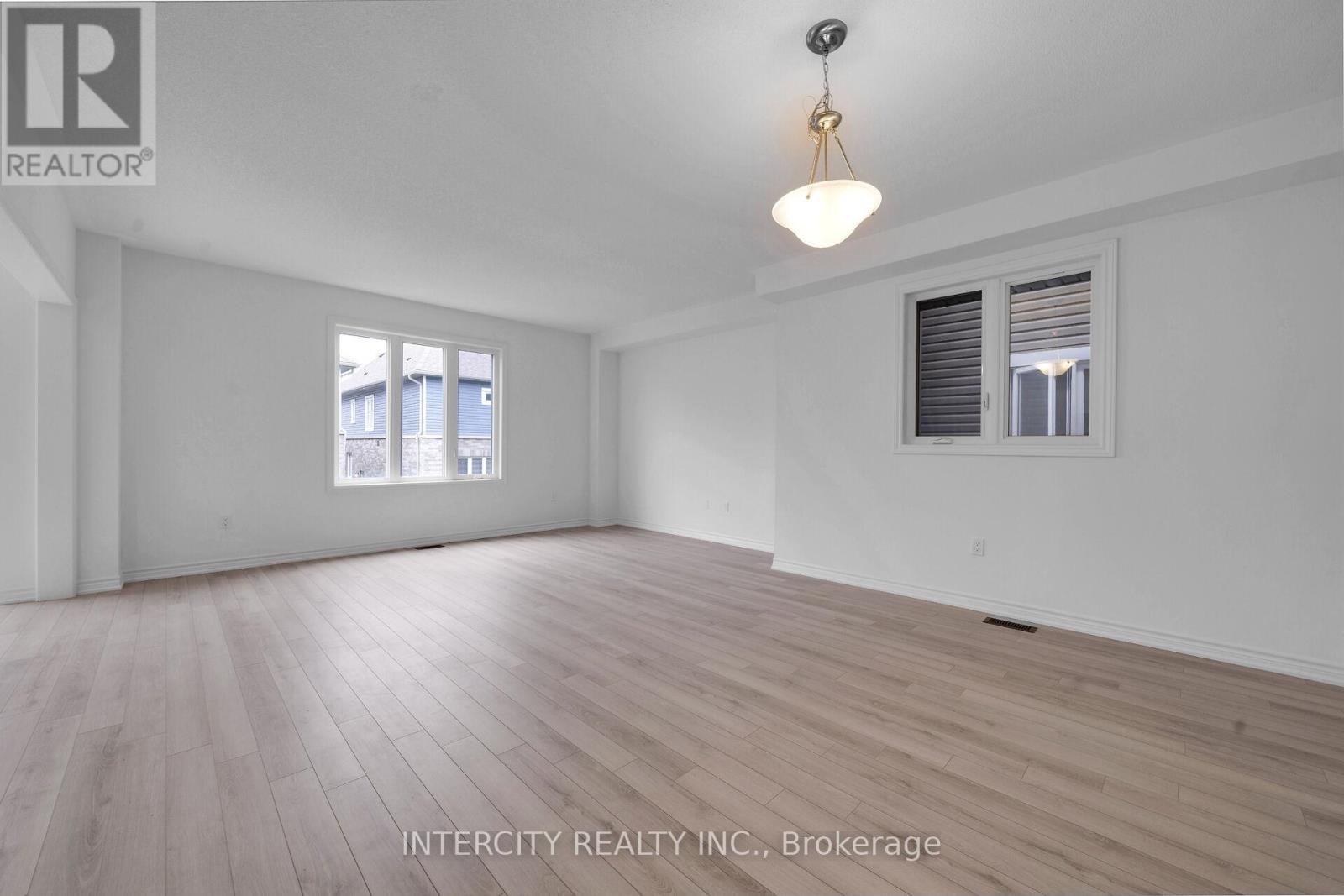 75 MCGILL AVENUE - 6