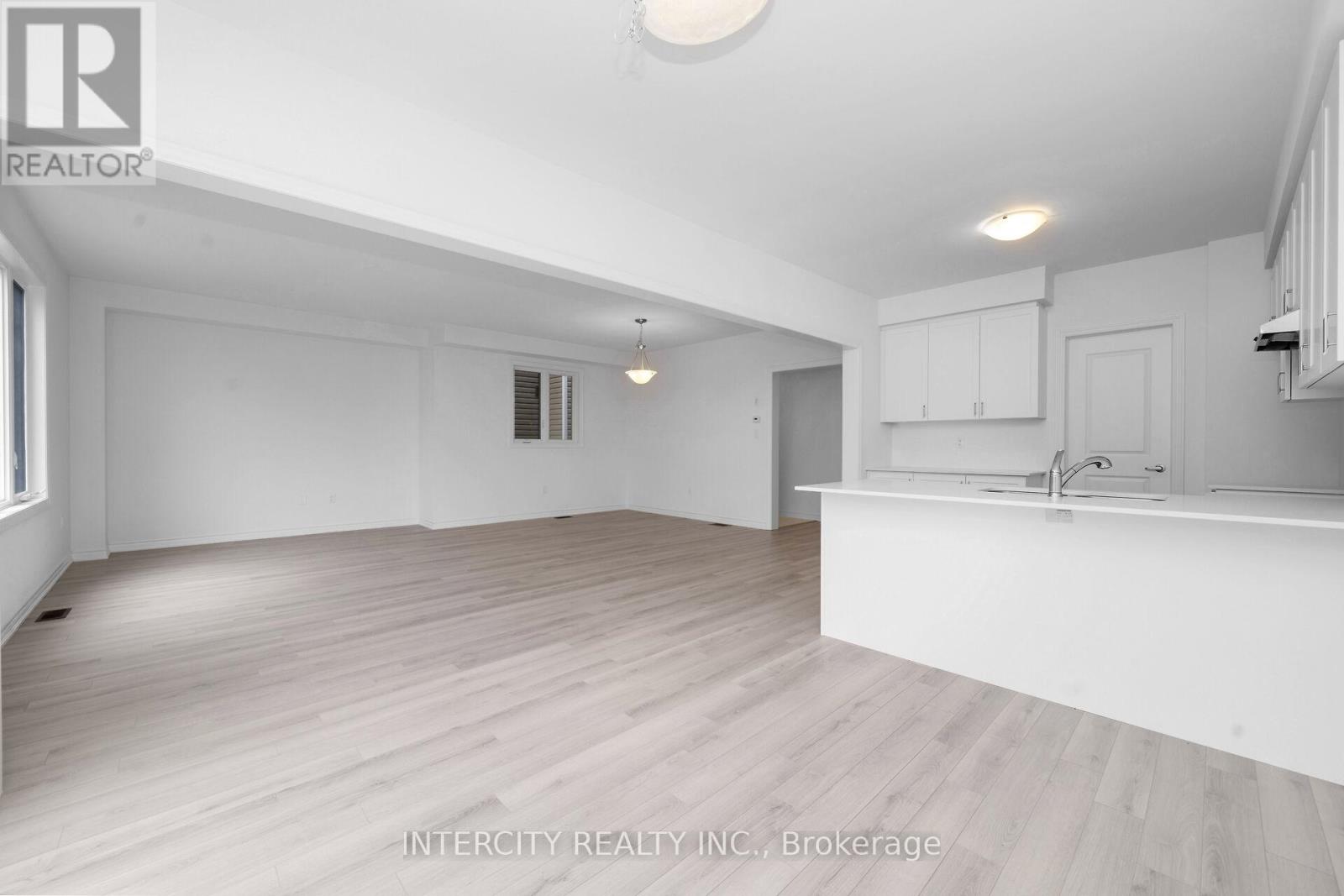 75 MCGILL AVENUE - 13