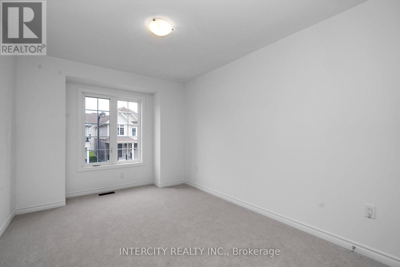 75 MCGILL AVENUE - 21