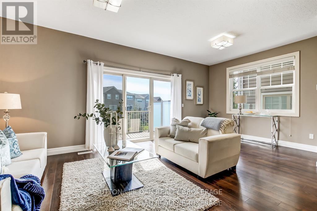 #9 1850 BEAVERBROOK AVENUE - 4