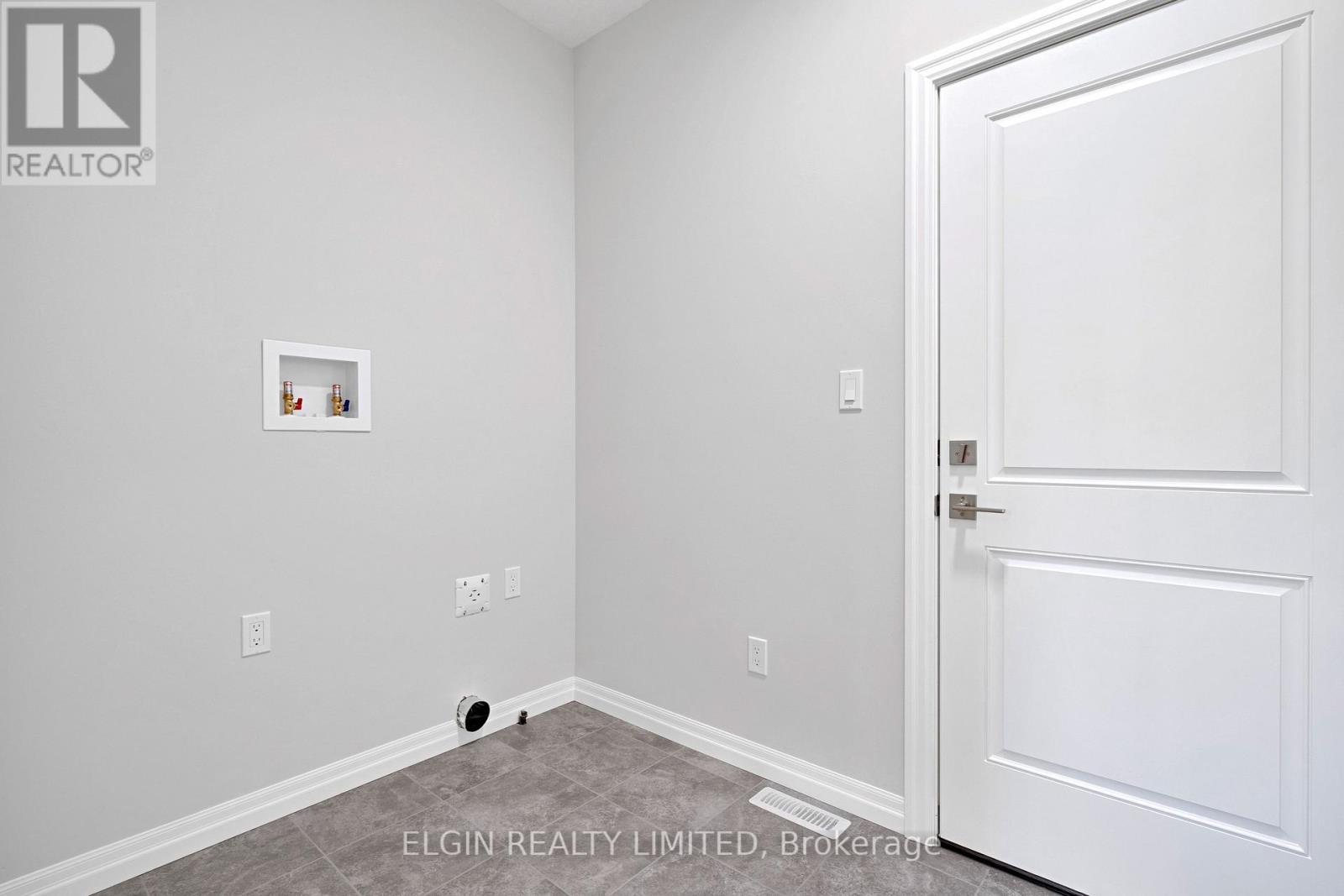 4-bedroom home for sale at 1 FINCH STREET, Tillsonburg ON · photo 24 of 42