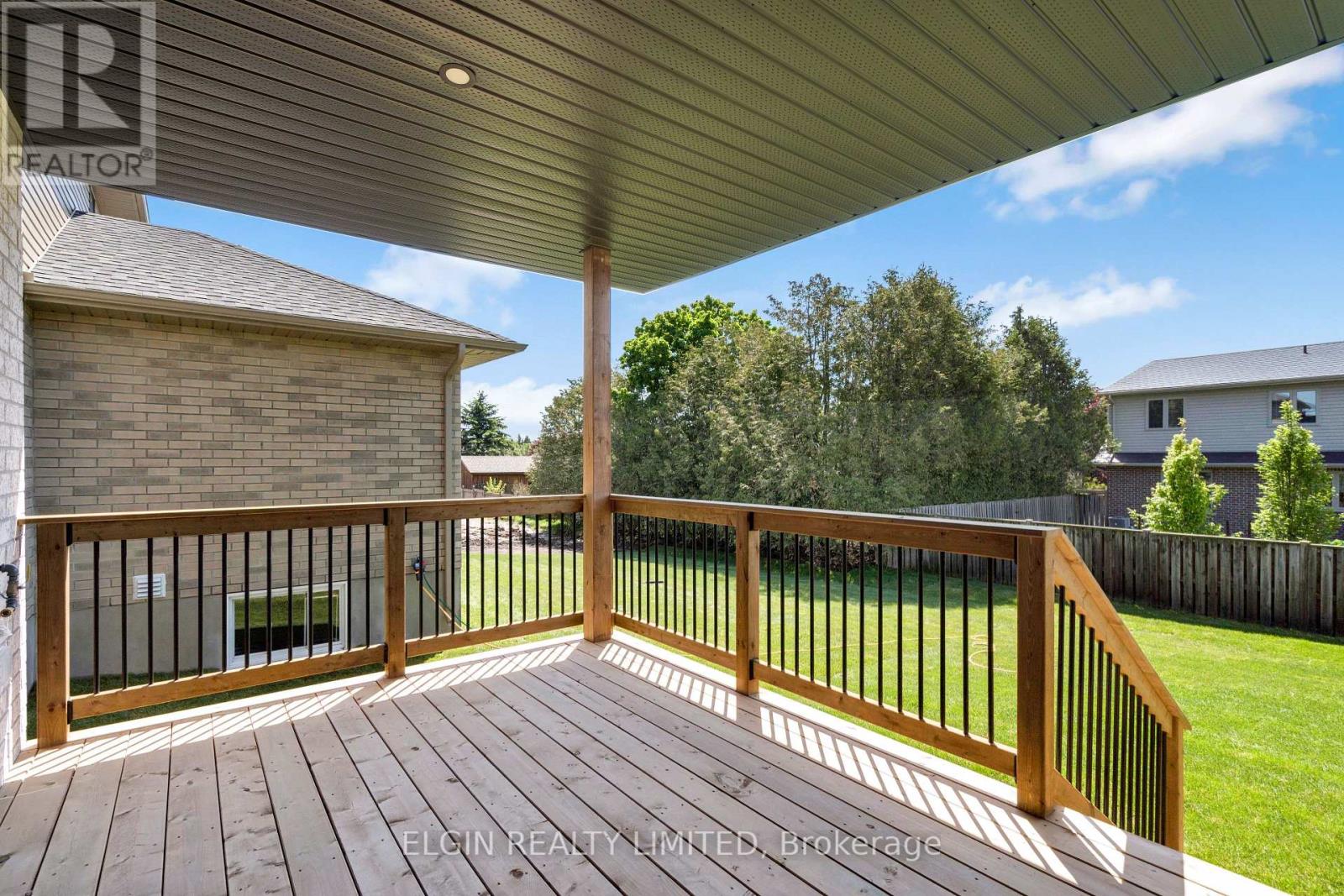 4-bedroom home for sale at 1 FINCH STREET, Tillsonburg ON · photo 4 of 42