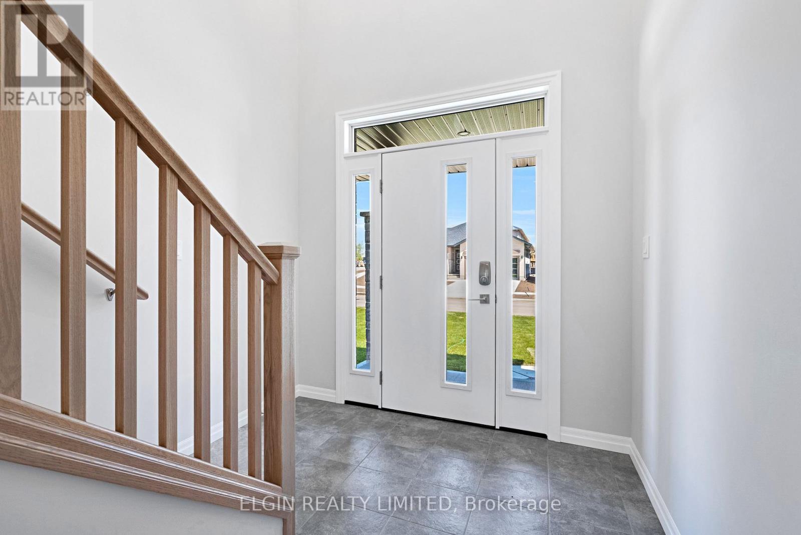 4-bedroom home for sale at 1 FINCH STREET, Tillsonburg ON · photo 6 of 42