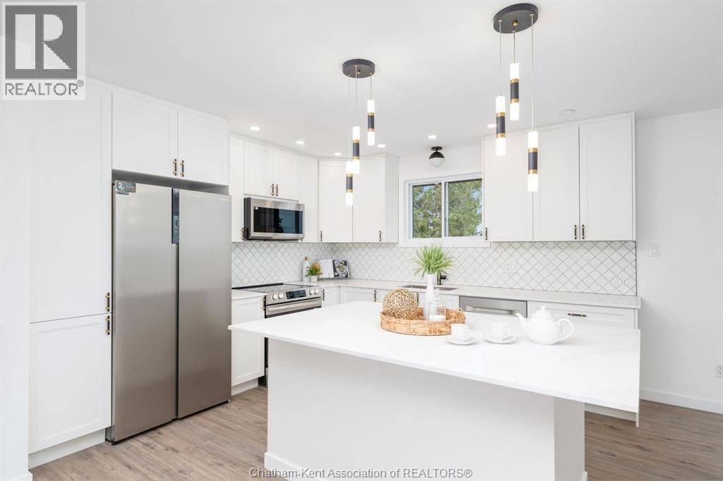 5583 Carriage ROAD - Image 14