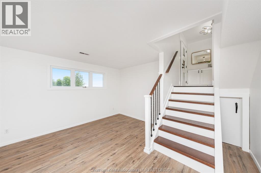 5583 Carriage ROAD - Image 22