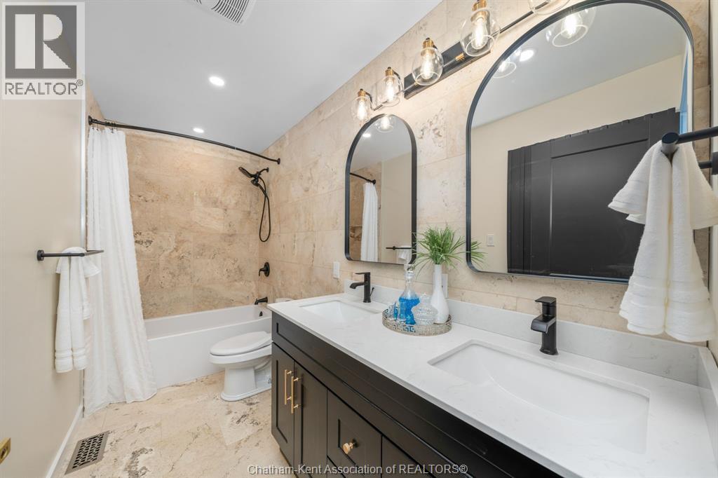 5583 Carriage ROAD - Image 31