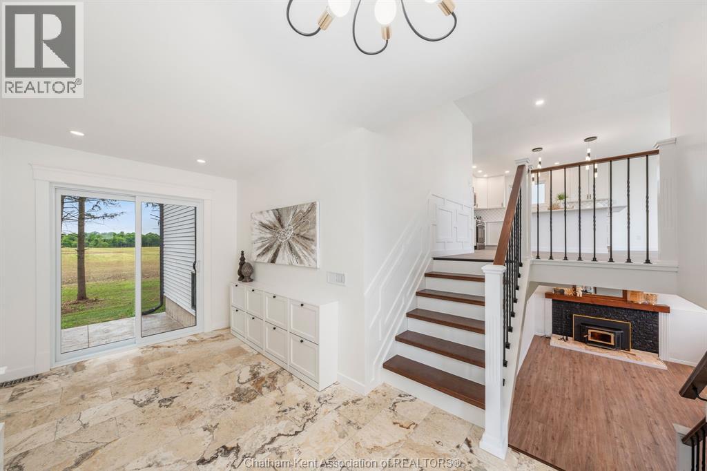 5583 Carriage ROAD - 6