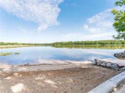 224 Lakeview Drive, East Selkirk, MB R0E0M0 Photo 17