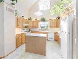 224 Lakeview Drive, East Selkirk, MB R0E0M0 Photo 25