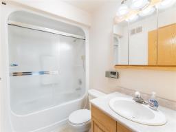 224 Lakeview Drive, East Selkirk, MB R0E0M0 Photo 37