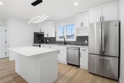 18 Eckhardt Avenue, Winnipeg, MB R2R1L1 Photo 15